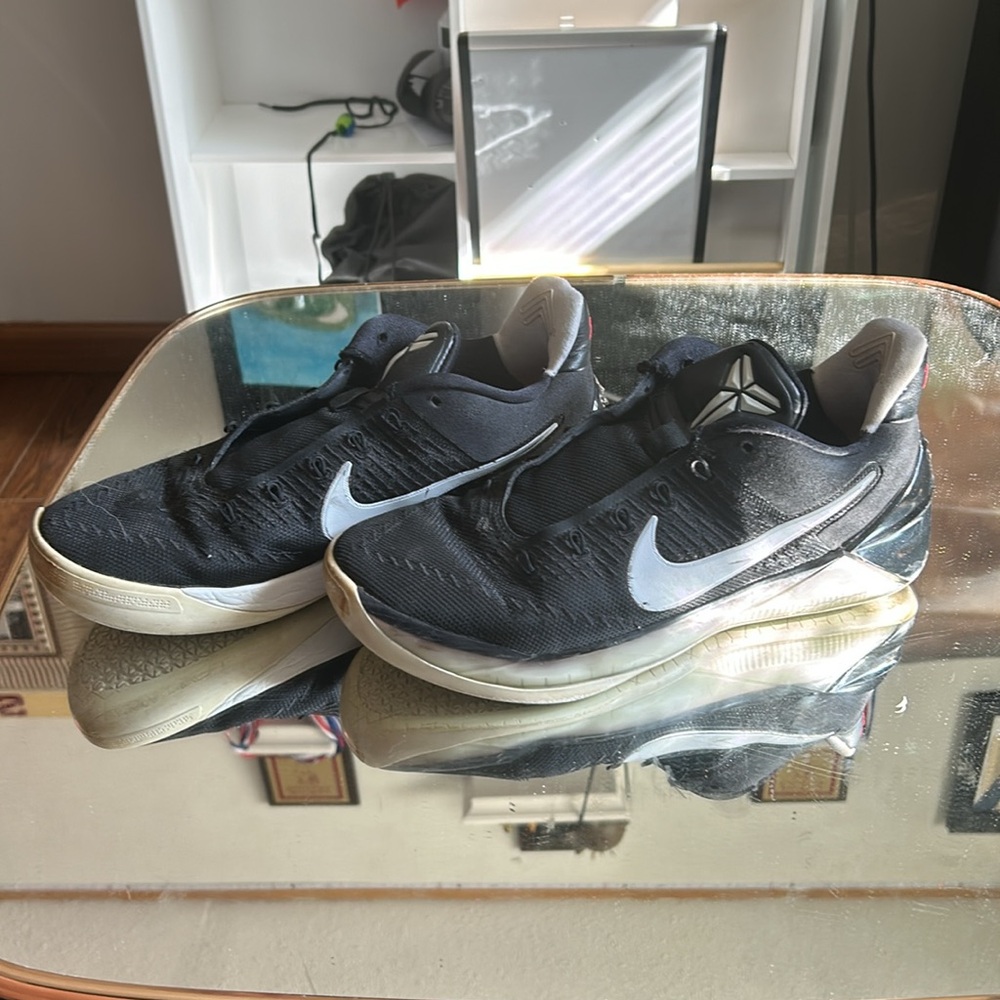BLACK AND WHITE KOBE A.D